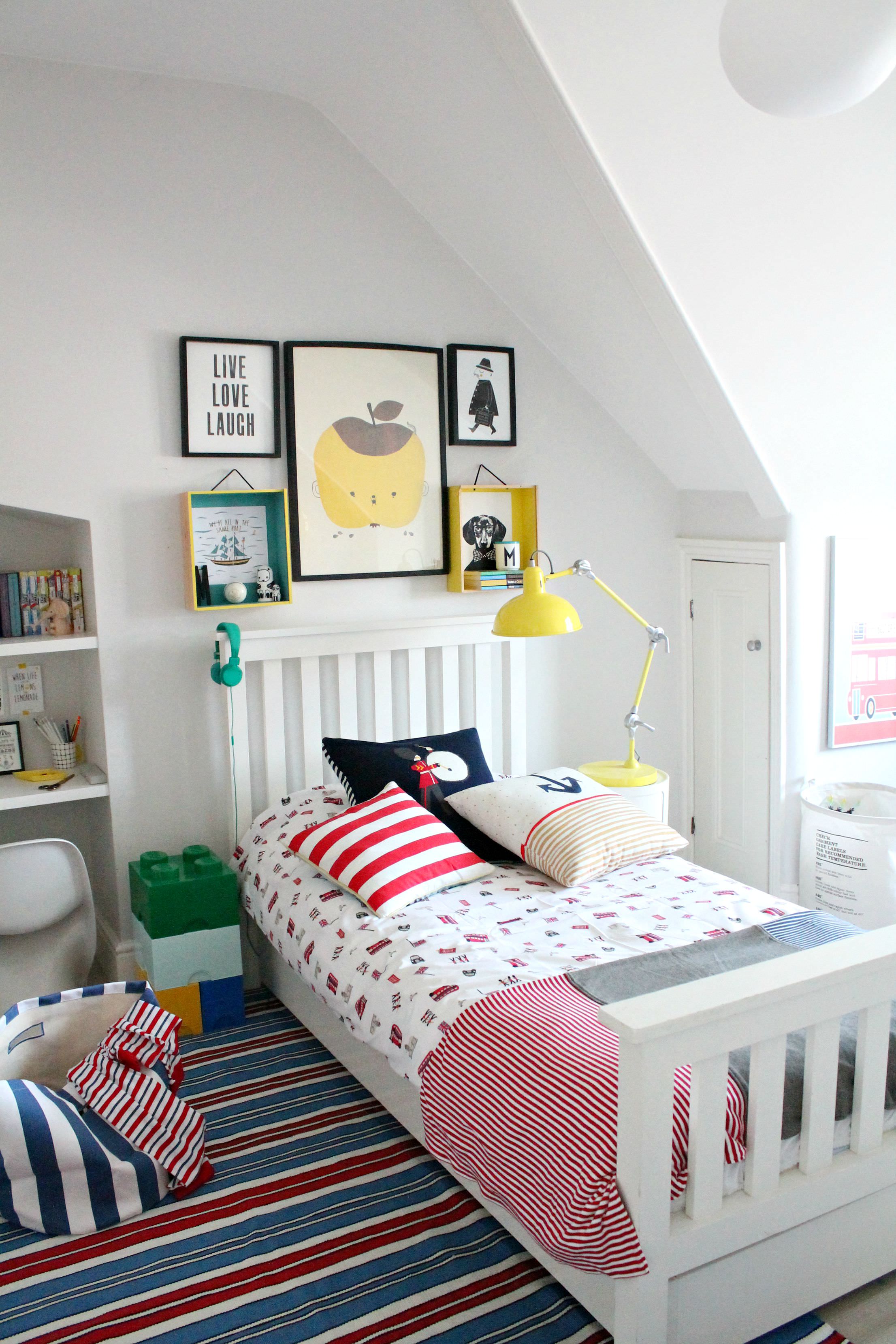 littleBIGBELL Boy's bedroom Ideas. Decorating with a rug from Little P.