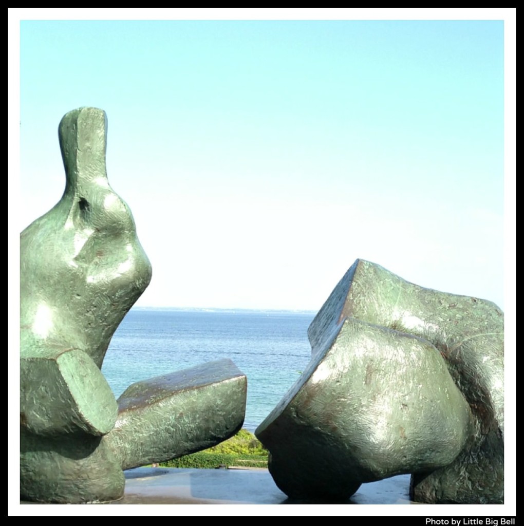 Henry-Moore-sculptures-Louisiana-museum-of-modern-art-Copenhagen