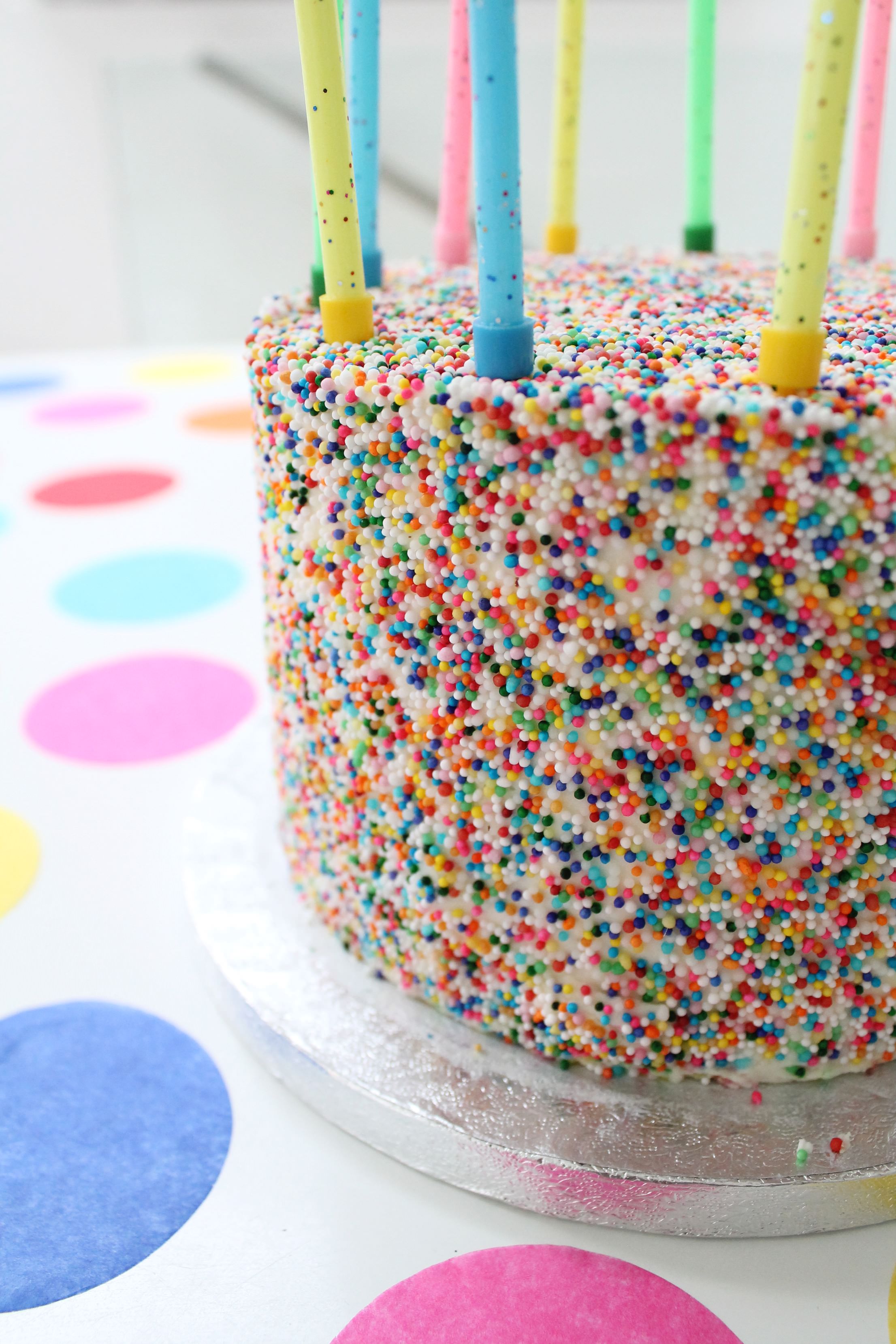 Confetti-cake-by-Crumbs-and-Doilies-on-Little-Big-Bell