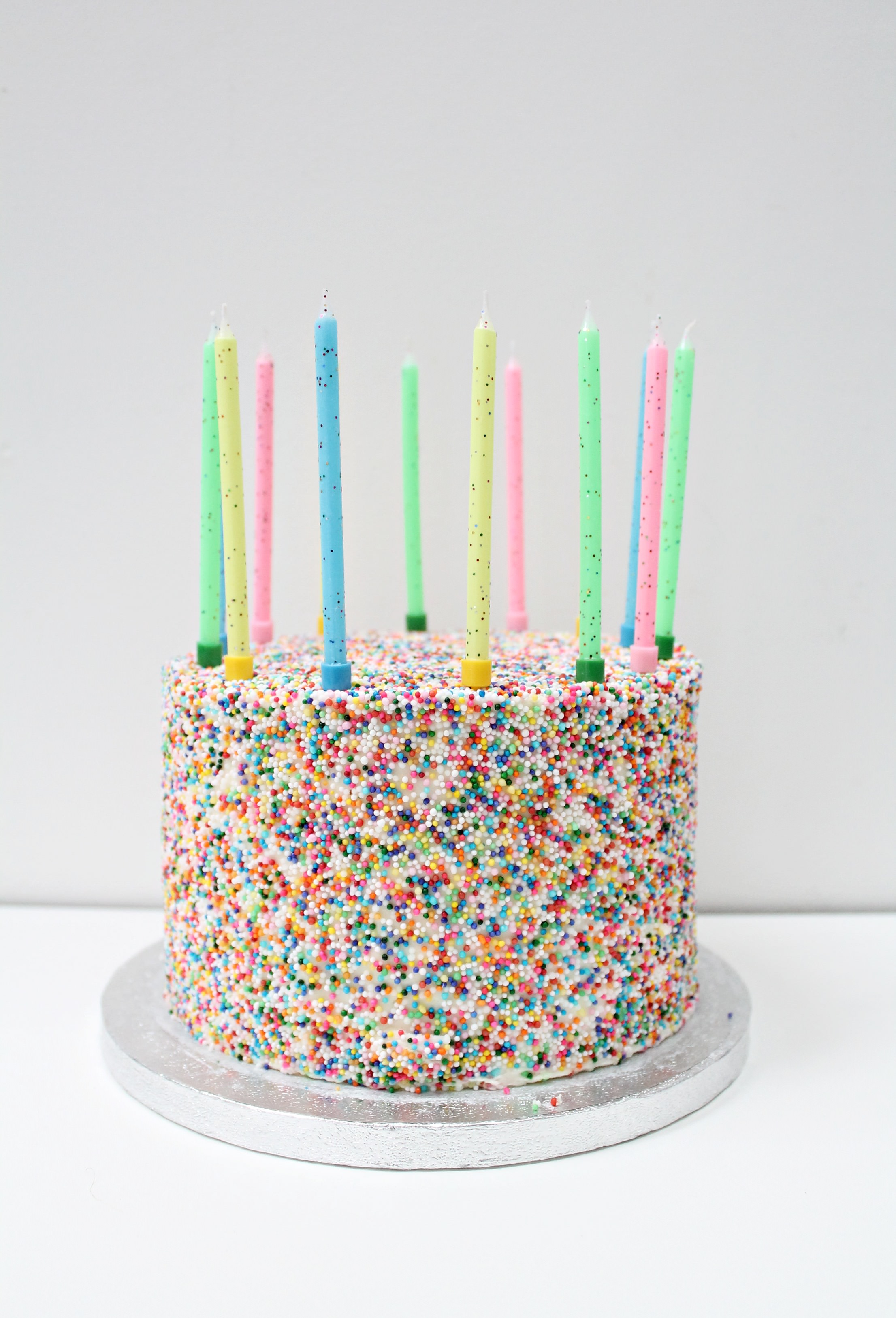 Sprinkles-cake-photo-by-Little-Big-Bell