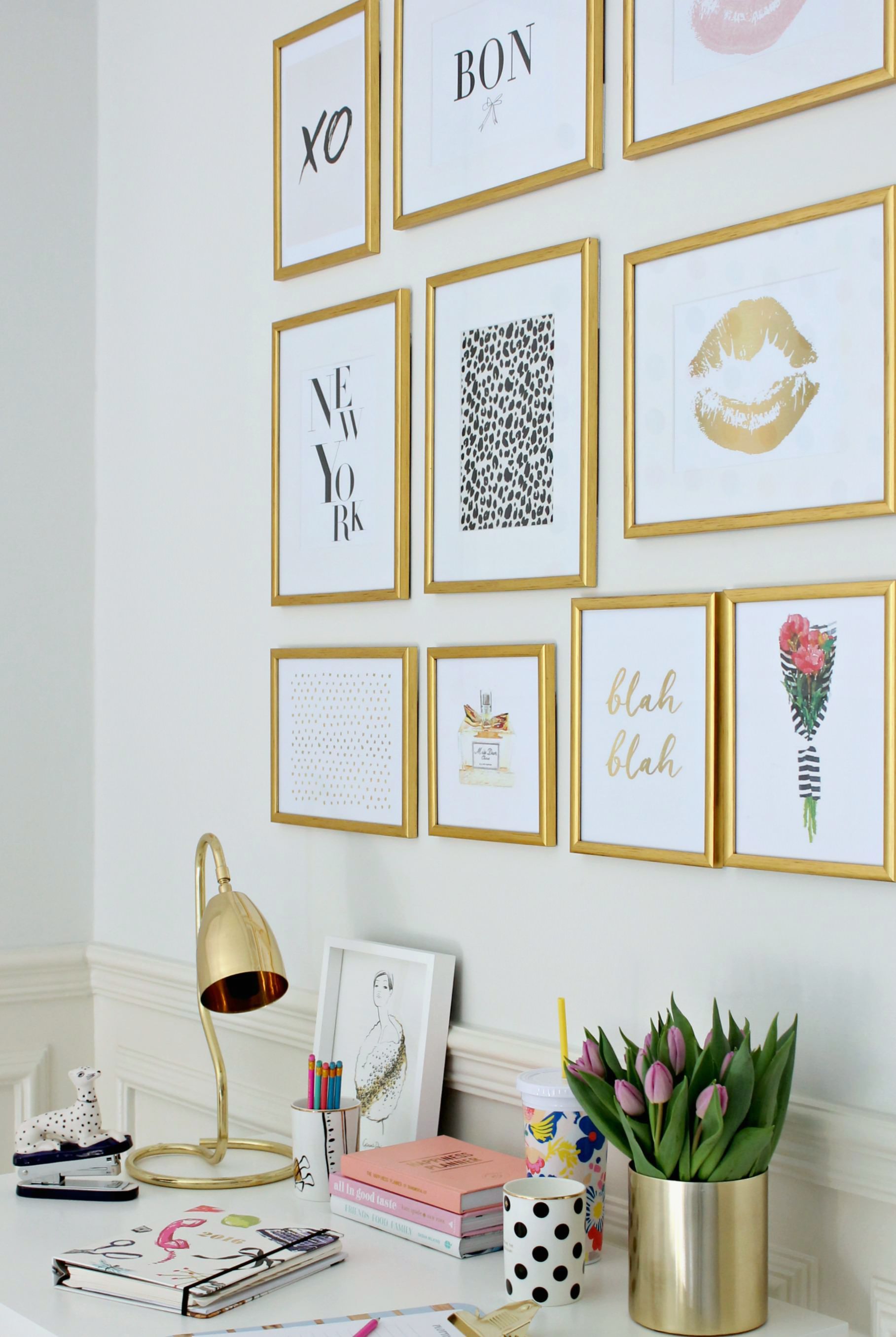 Wall-of-framed-prints-using-3M-Command-strips-by-Little-Big-Bell