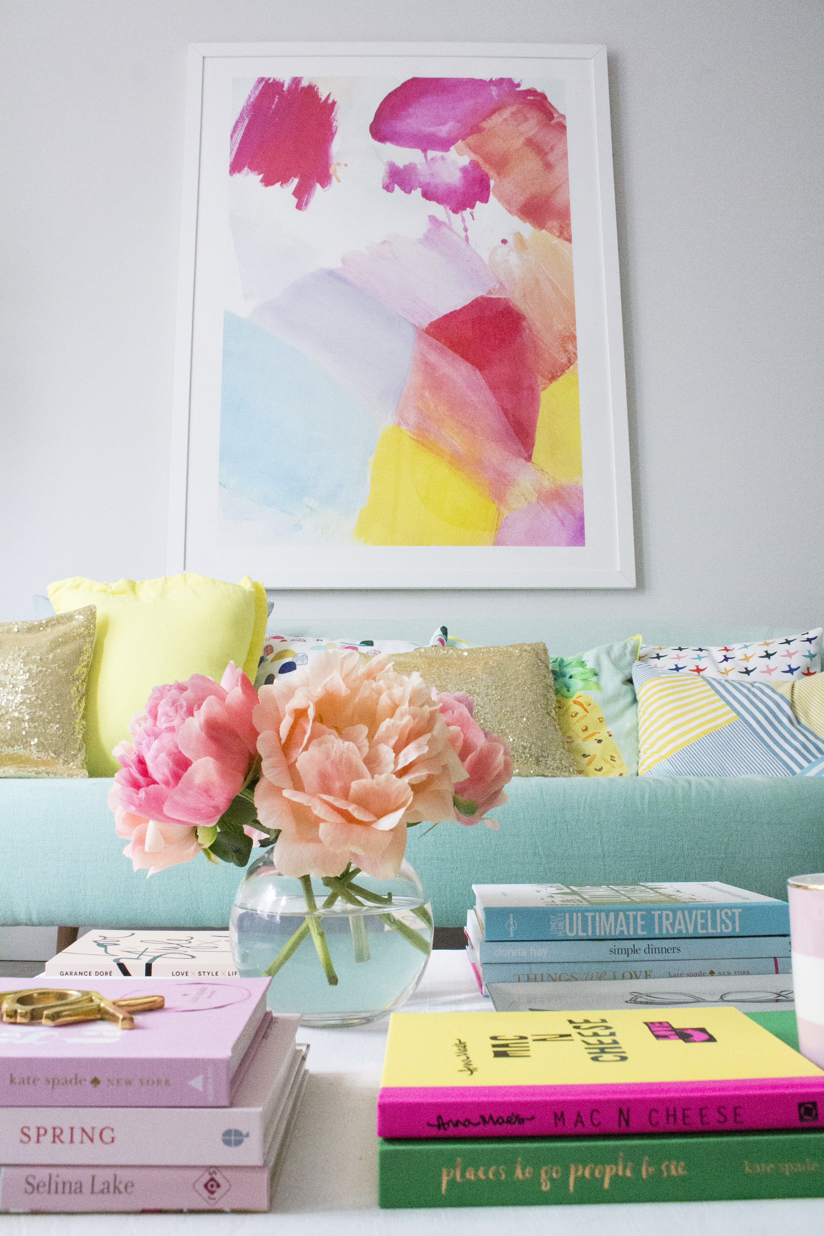 Colourful-living-room-how-to-decorate-photo-by-Geraldine-Tan-Little-Big-Bell