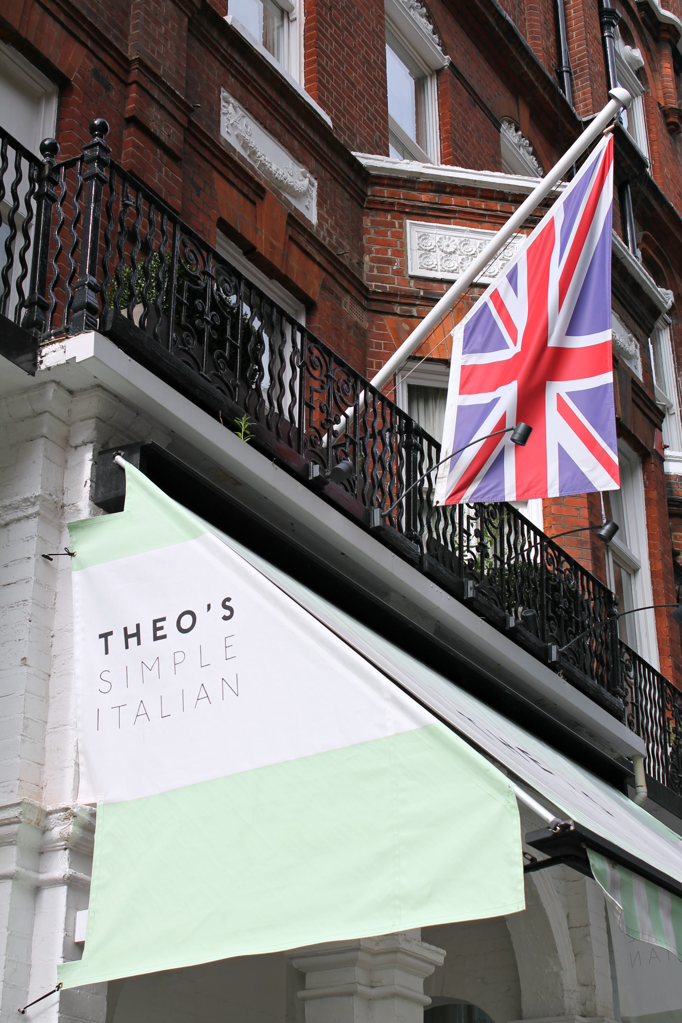 Theo's-Simple-Italian-photo-by-Little-Big-Bell