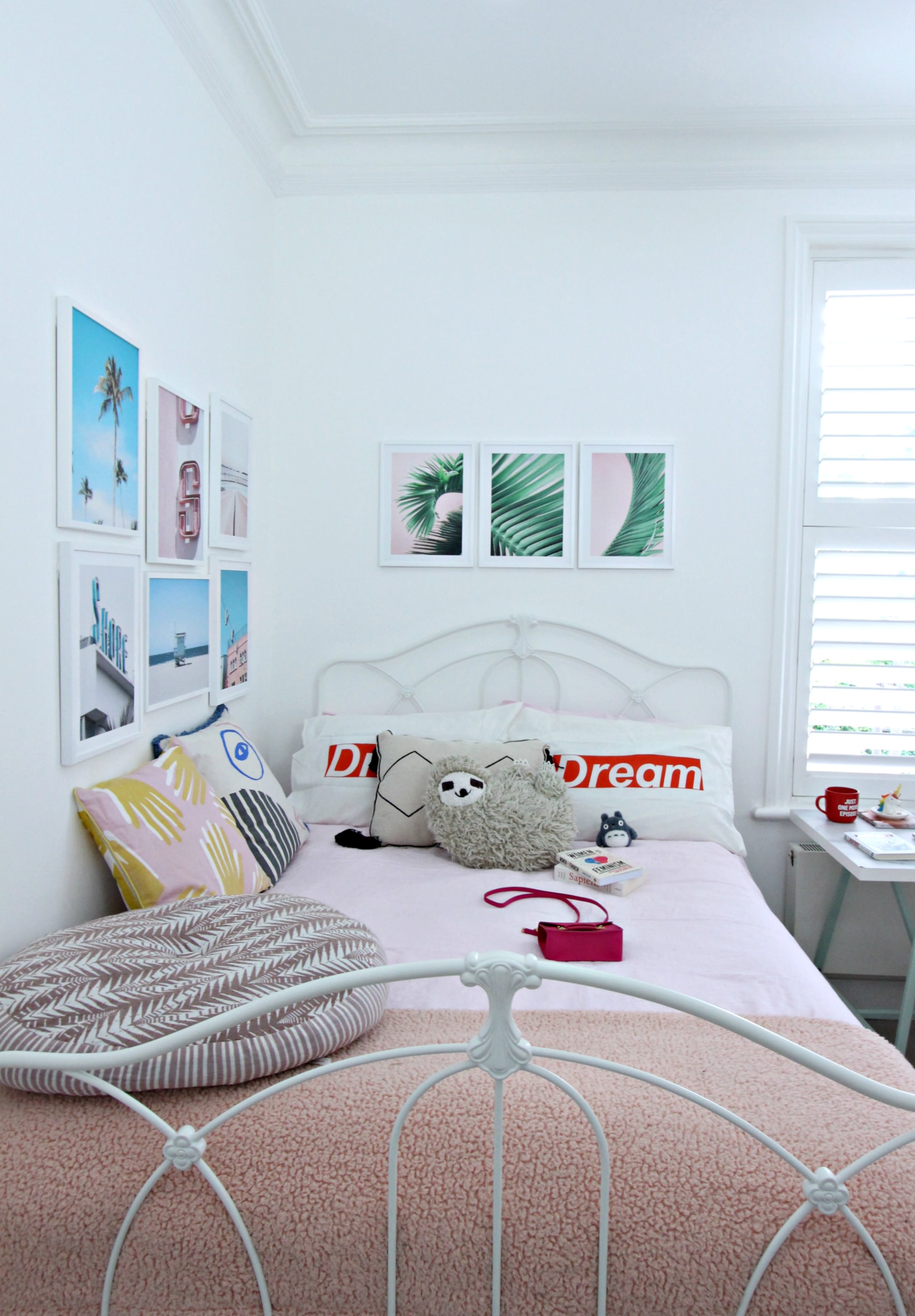 54 Coolest Teen Girl Bedroom Ideas - DigsDigs