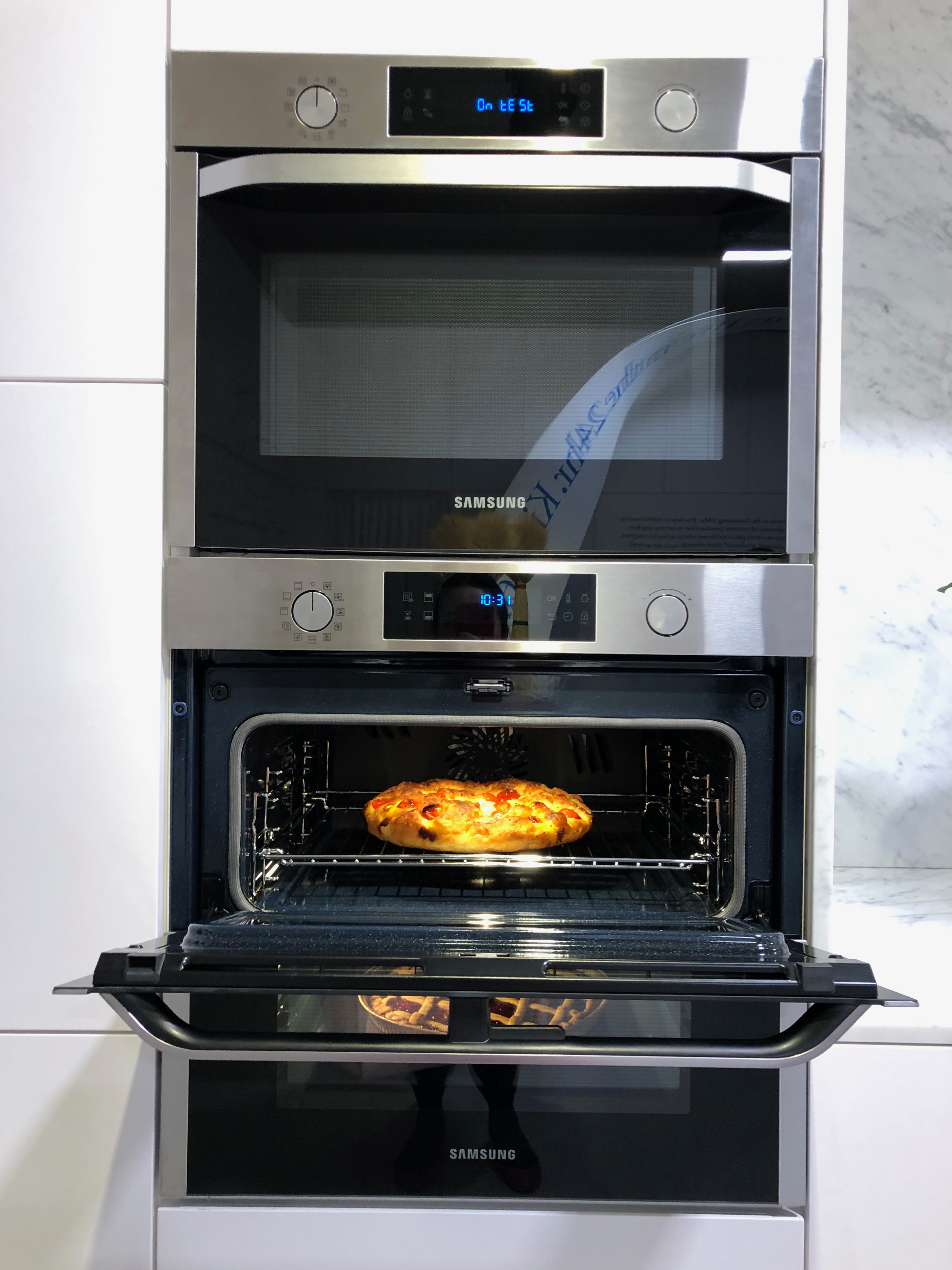 Samsung 24 hr kitchen Dual Cook Flex oven