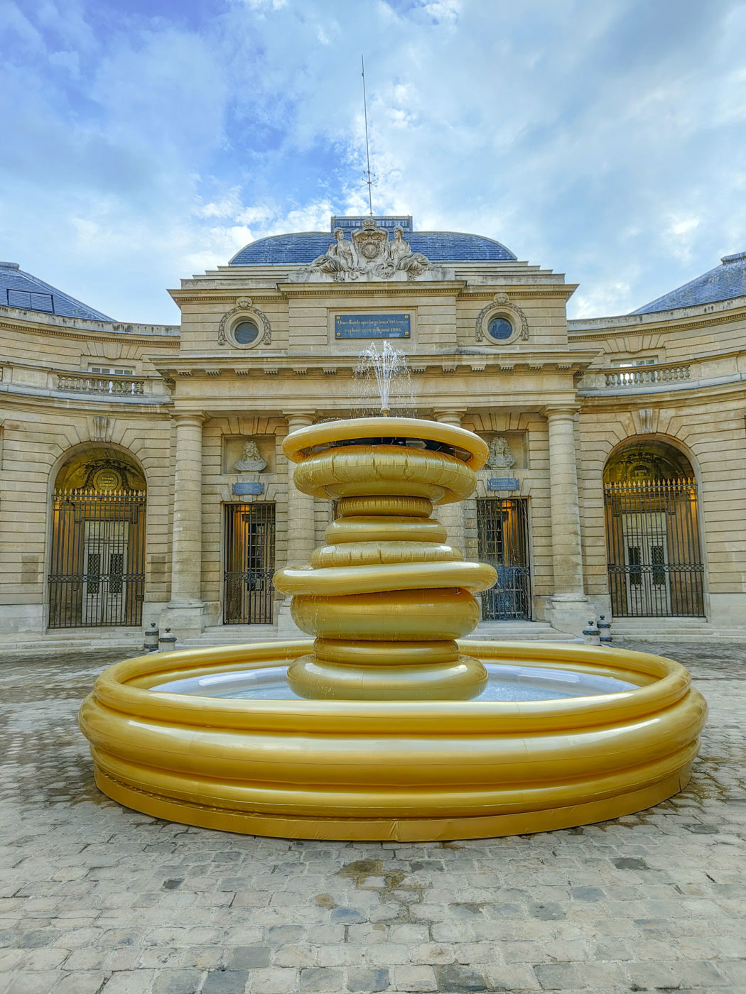 Bina Baitel fountain paris design week 2022
